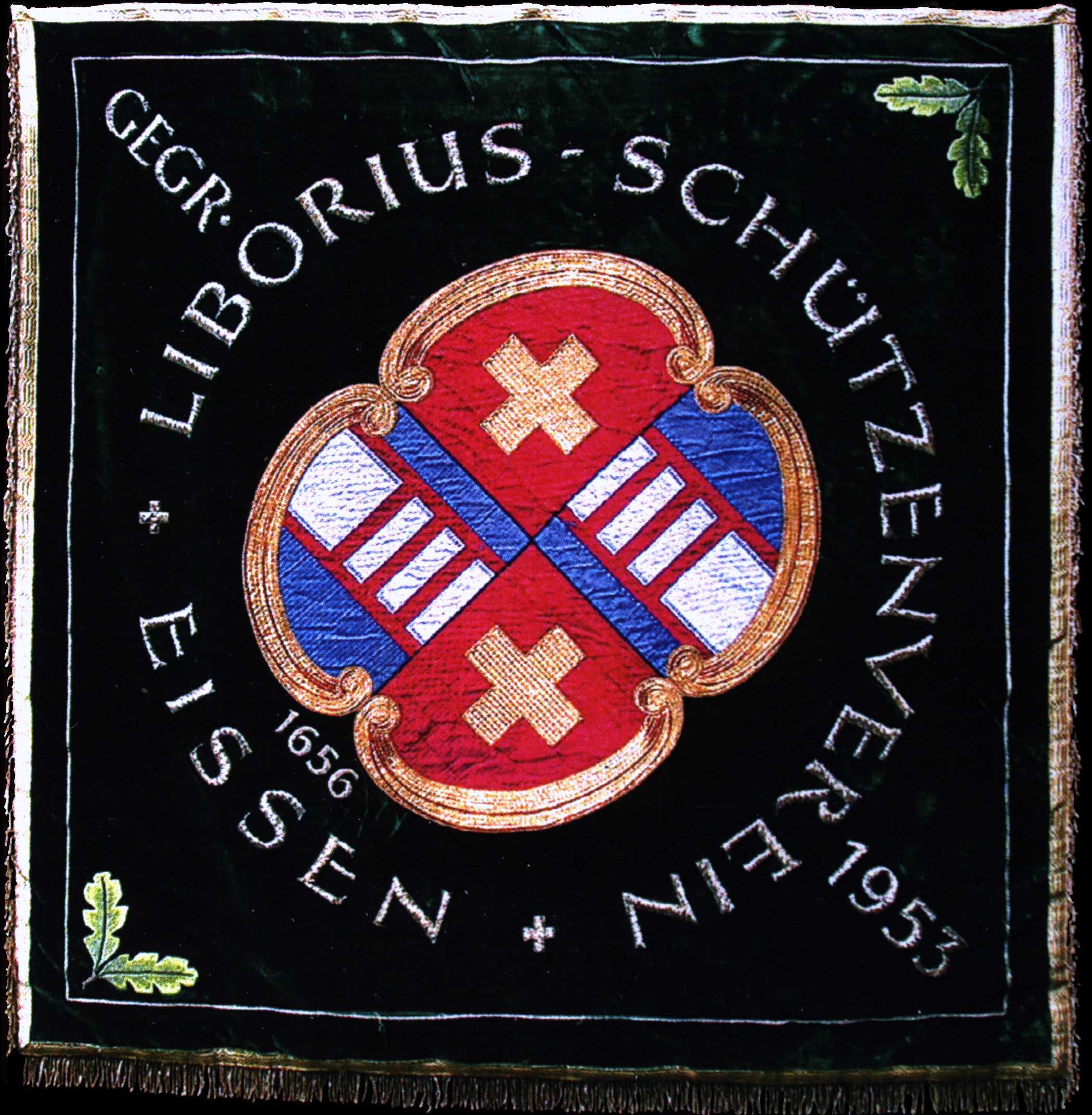 Fahne des Liborius-Schützenverein Eissen: Zeigt das Taufsteinwappen und den Vereinsnamen